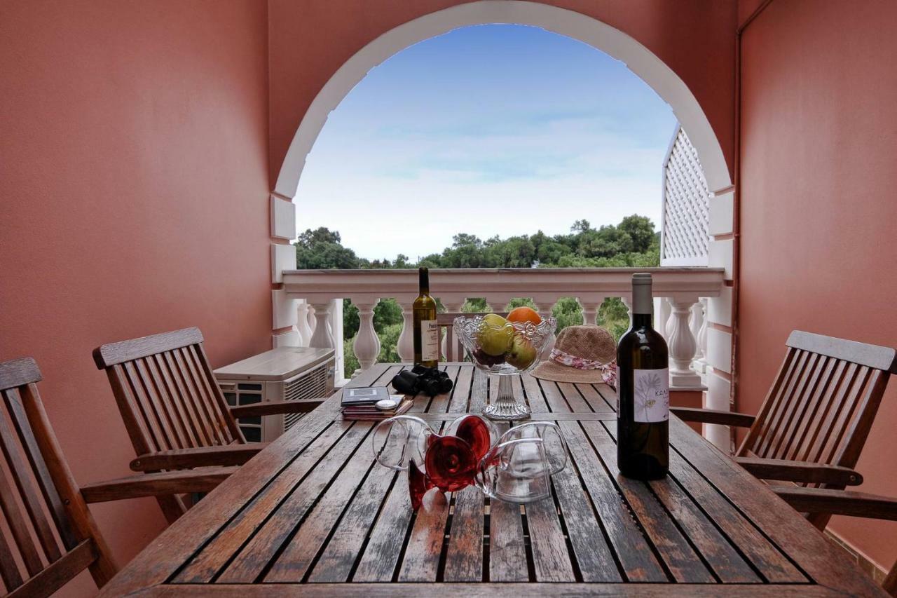 Angela Pool Apartments Агиос-Георгиос-Пагон Экстерьер фото